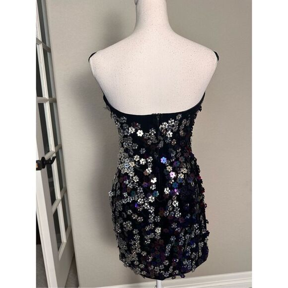 B. Darlin Black Flower Sequin Mini Dress Size 10 - Picture 2 of 5